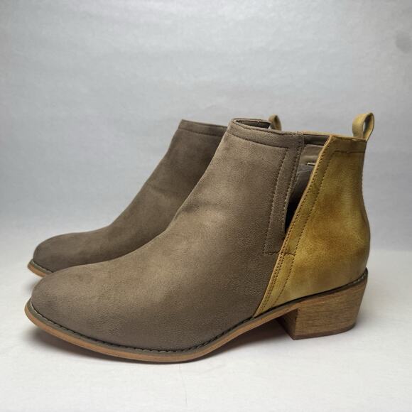 Boutique by Corkys Shield Ankle Boots Womens Size 10 Brown Two Tone Booties - Picture 1 of 9